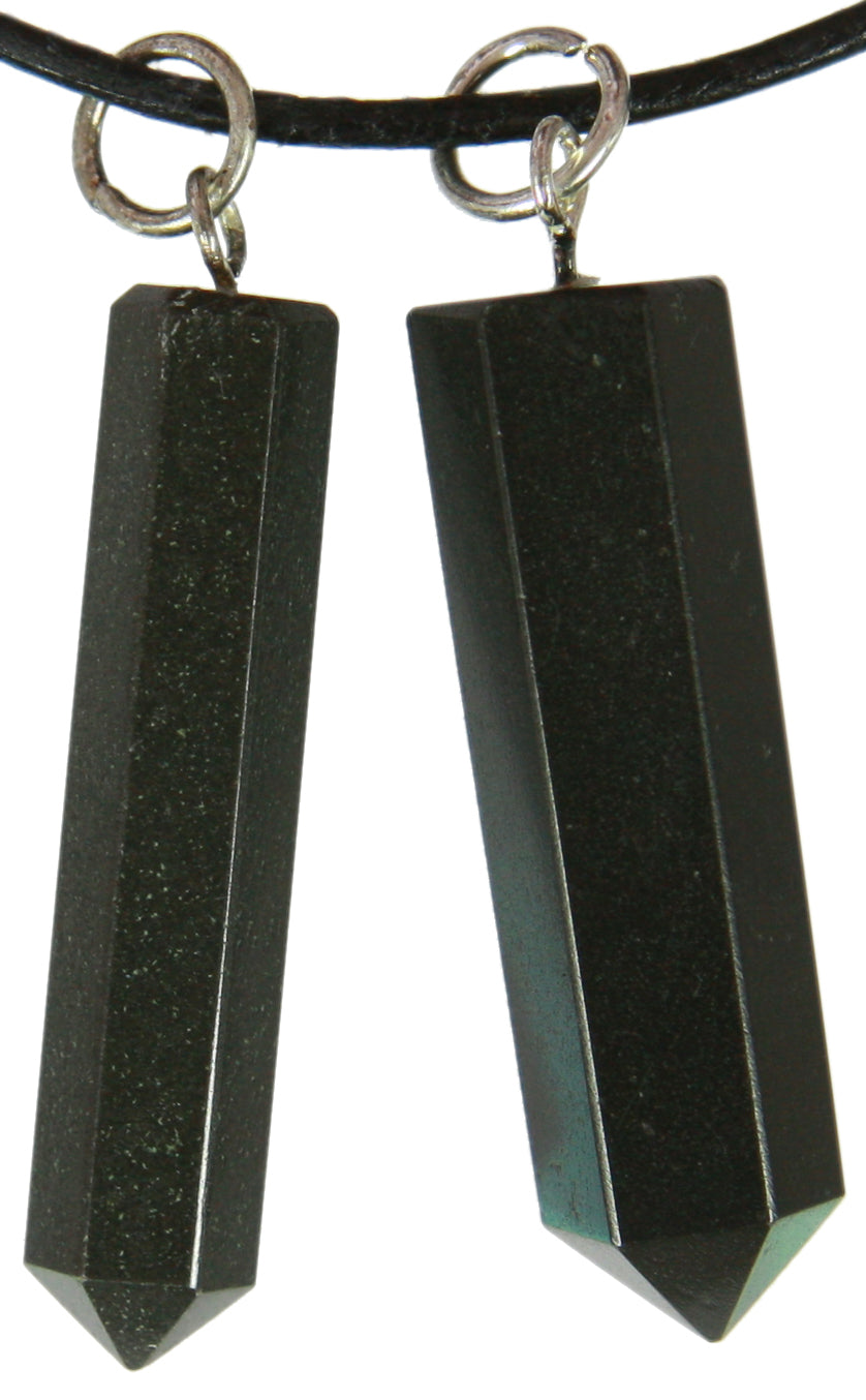 Basalt schwarz Anhänger Kristallform ca. 8 x 30 mm