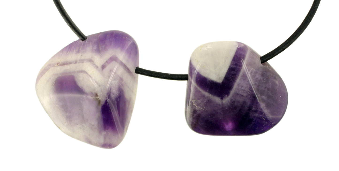 Amethyst zweifarbig Trommelstein durchbohrt