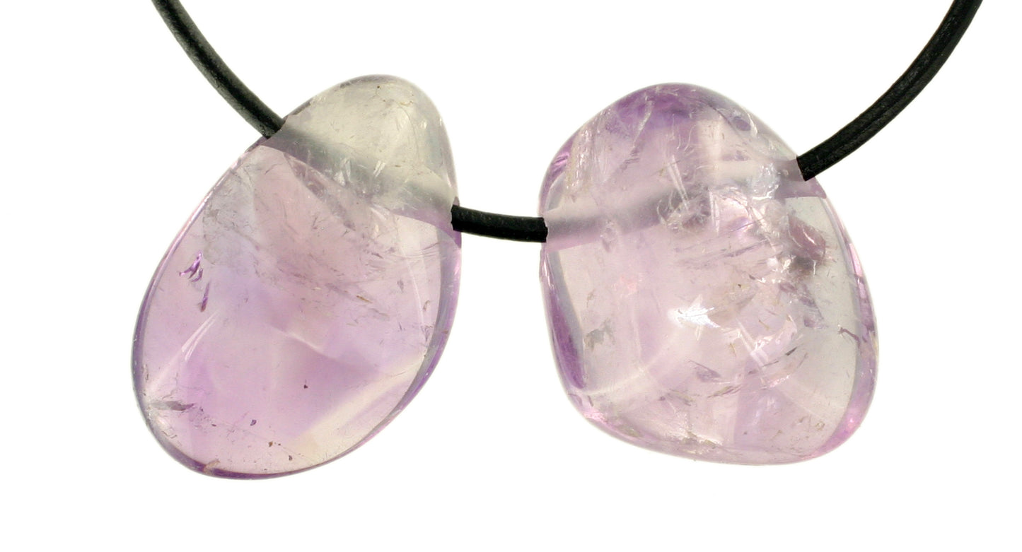 Amethyst klar Trommelstein durchbohrt