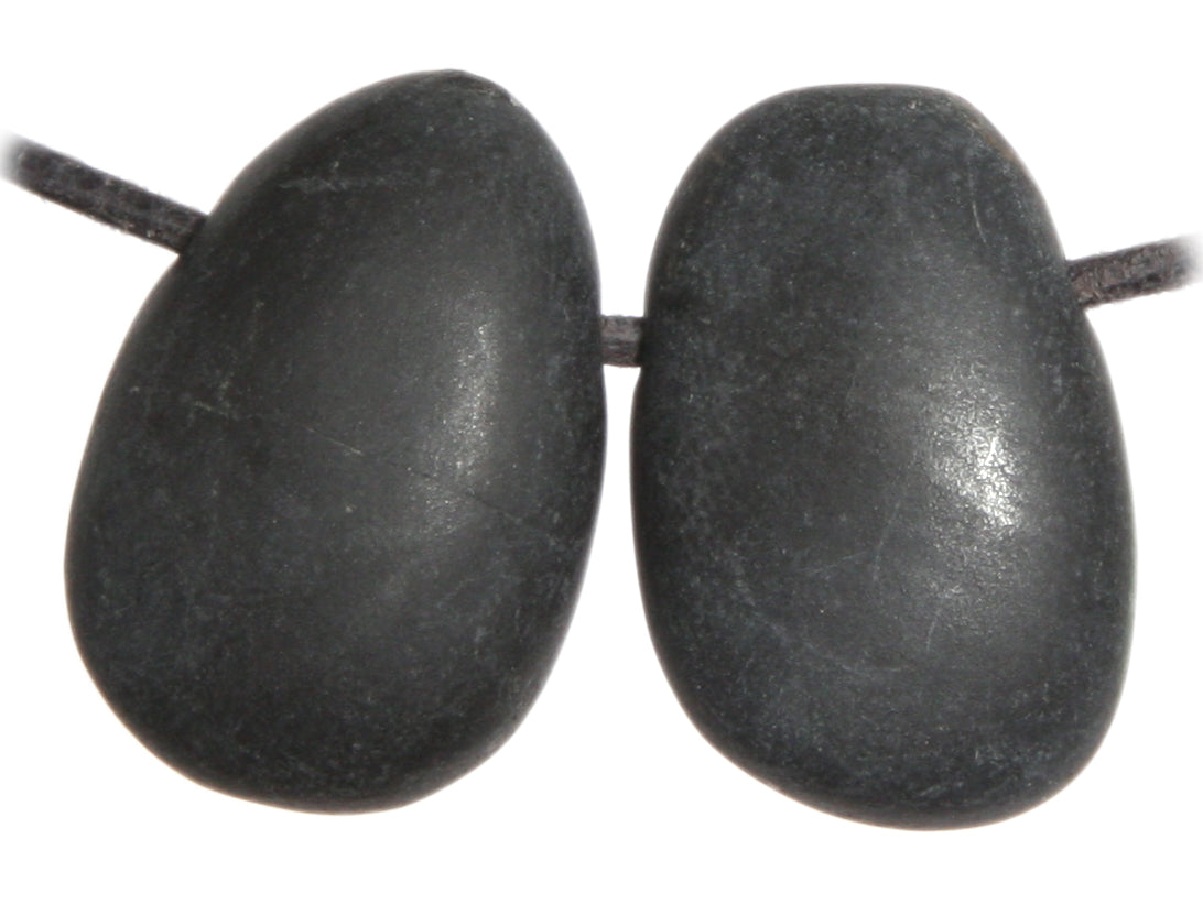 Hot Stone Tropfen durchbohrt
