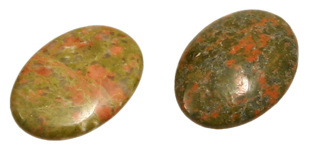 Unakit (Epidot) Cabochon 22 x 30 mm