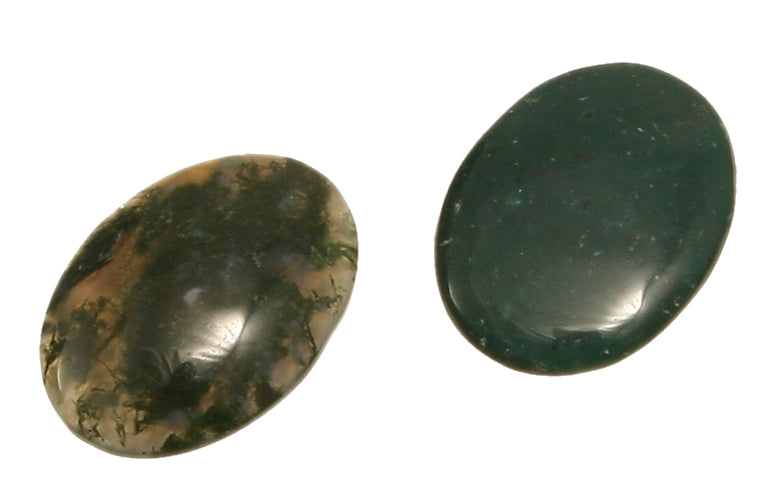 Moosachat Cabochon 22 x 30 mm