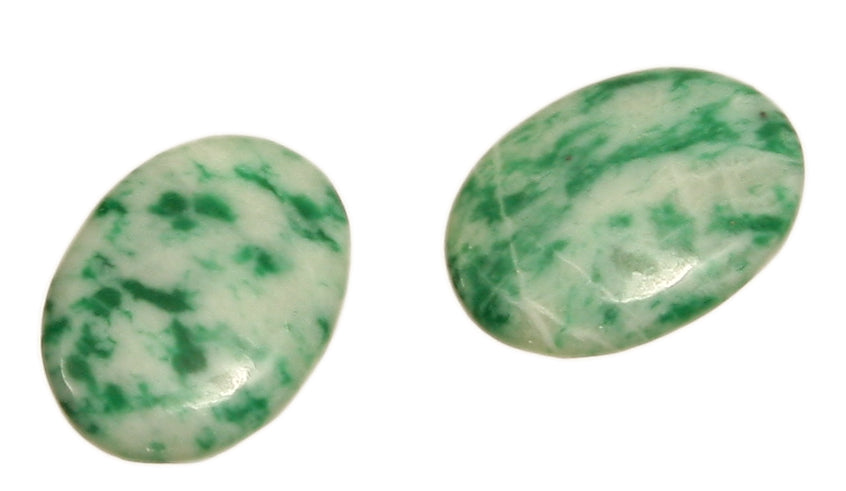 Magnesit grün natur Cabochon 22 x 30 mm