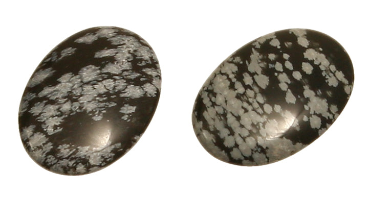 Schneeflockenobsidian Cabochon 22 x 30 mm